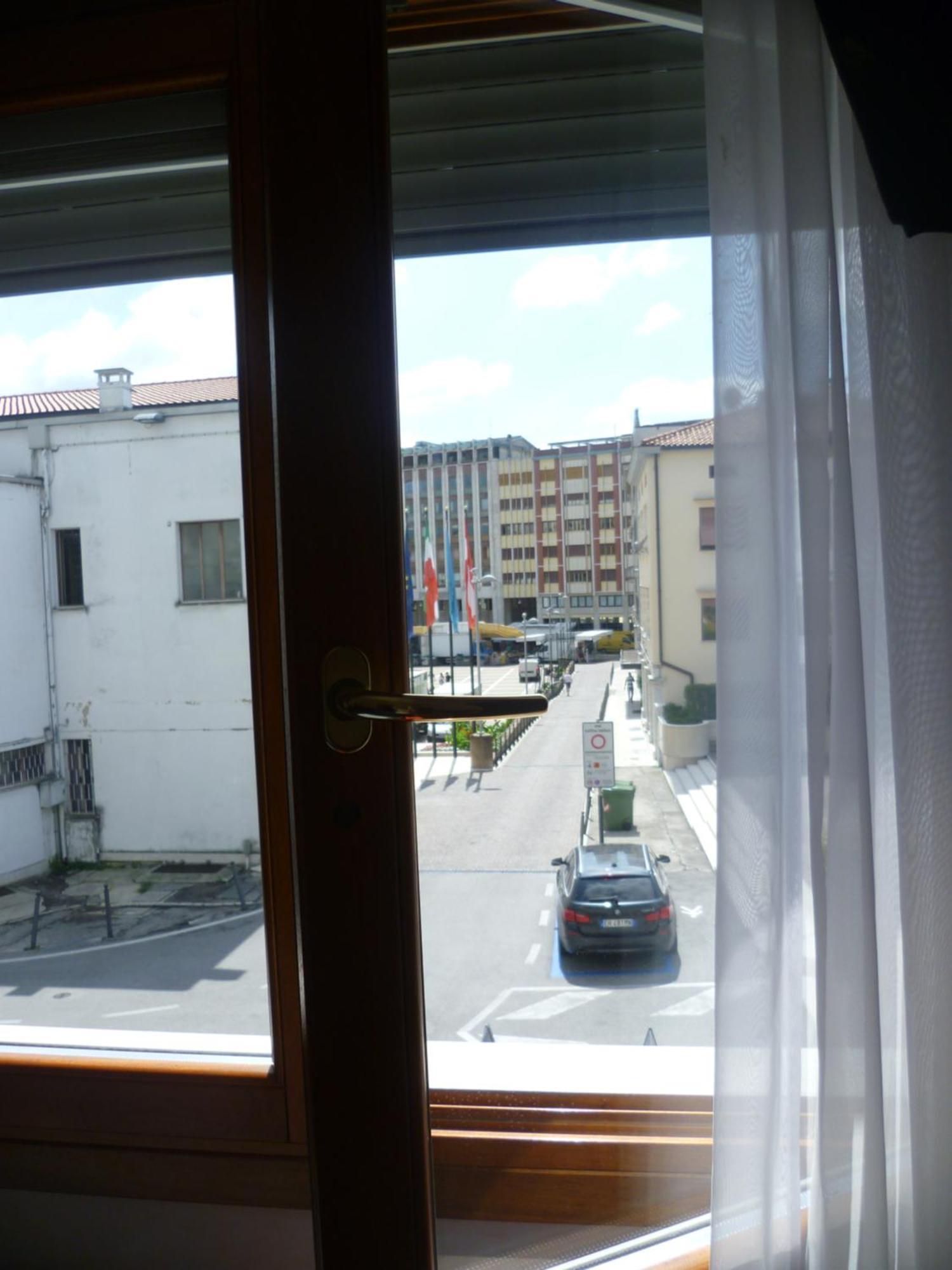 Hotel Minerva Pordenone Exterior photo